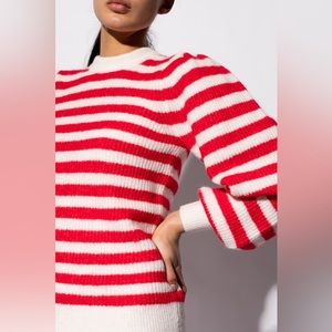 Never worn. Excellent condition.